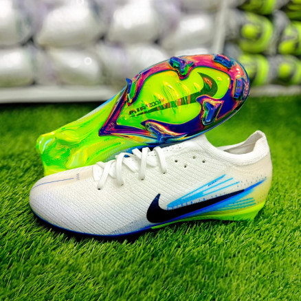 Nike Professional Sports Boots for Football_19501