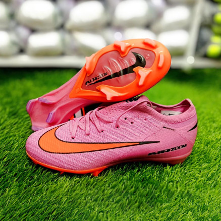 Nike Professional Sports Boots for Football_19503