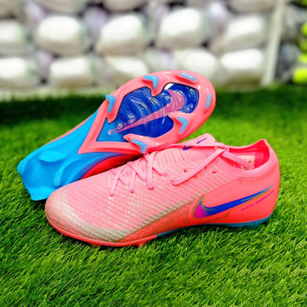 Nike Professional Sports Boots for Football_19506