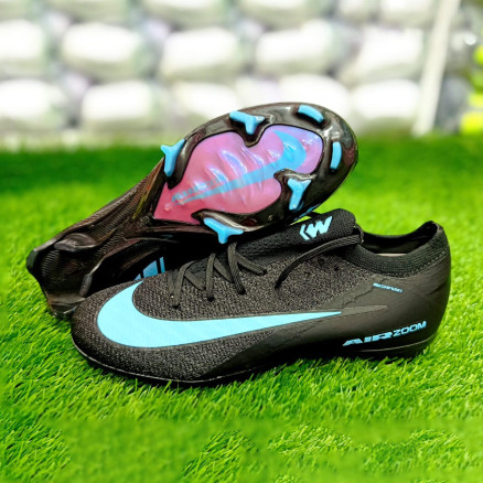 Nike Professional Sports Boots for Football_19507